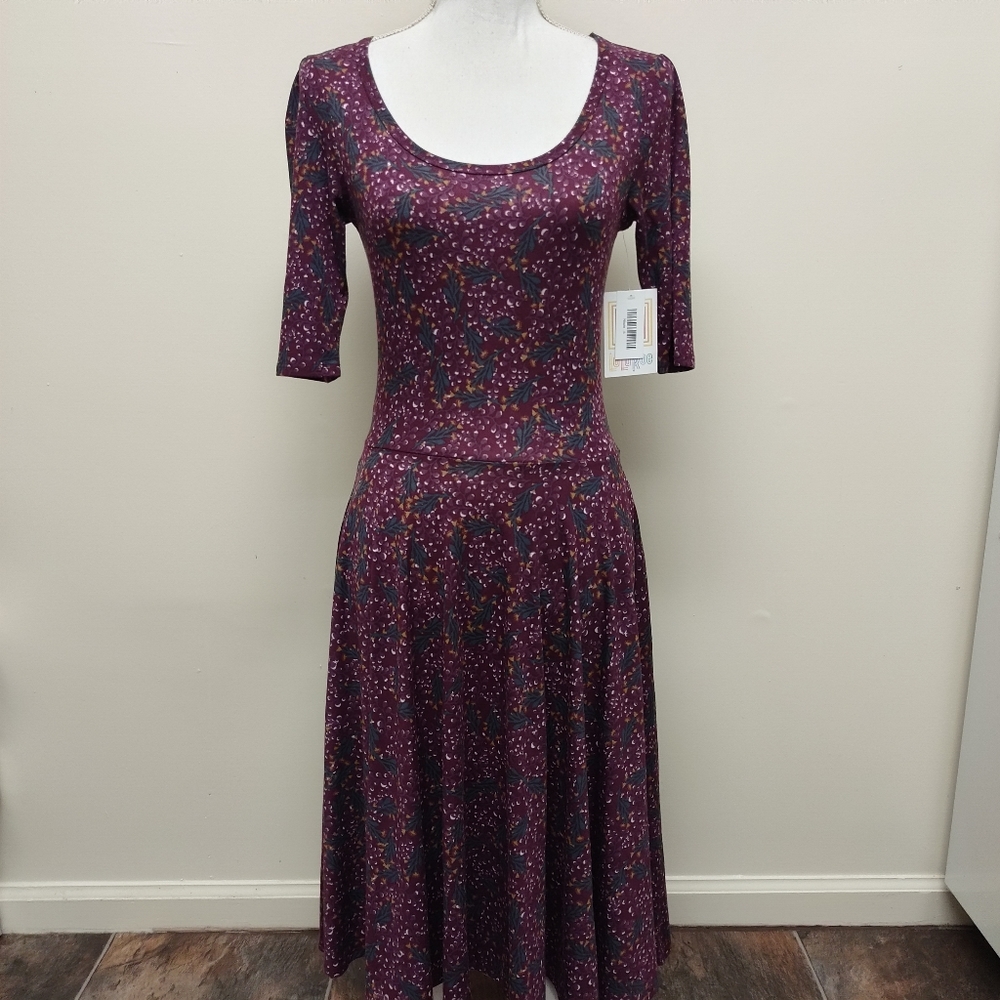 Small LuLaRoe Nicole Dress